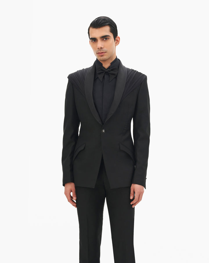 Accent Sculpted Tuxedo