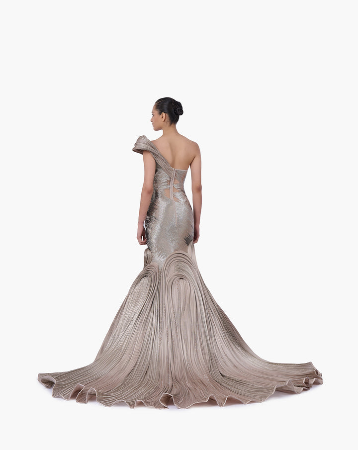 The Sculpted One-Shoulder Satin Gown