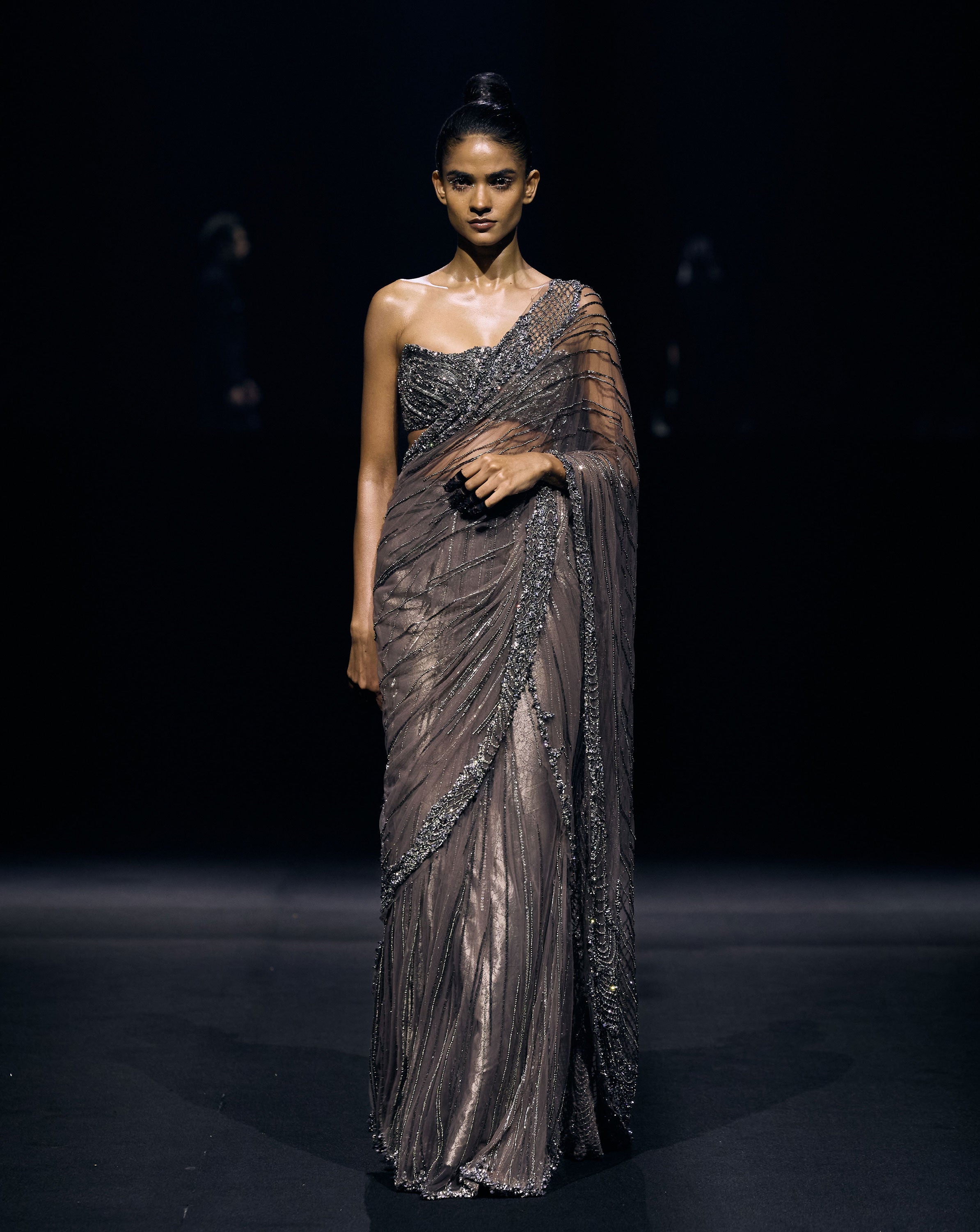 THE SYAMA SAREE