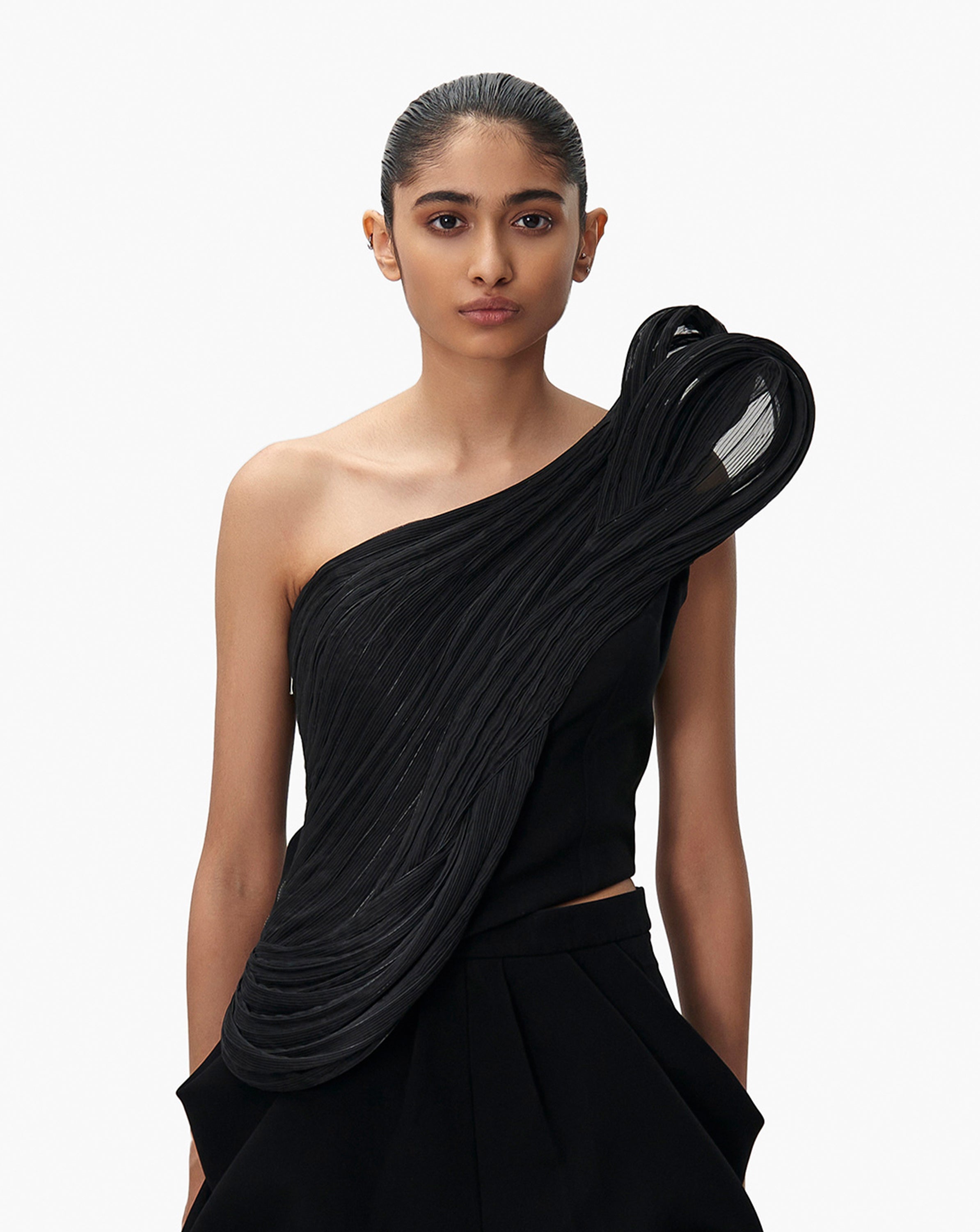 The Sculpted Wave Top