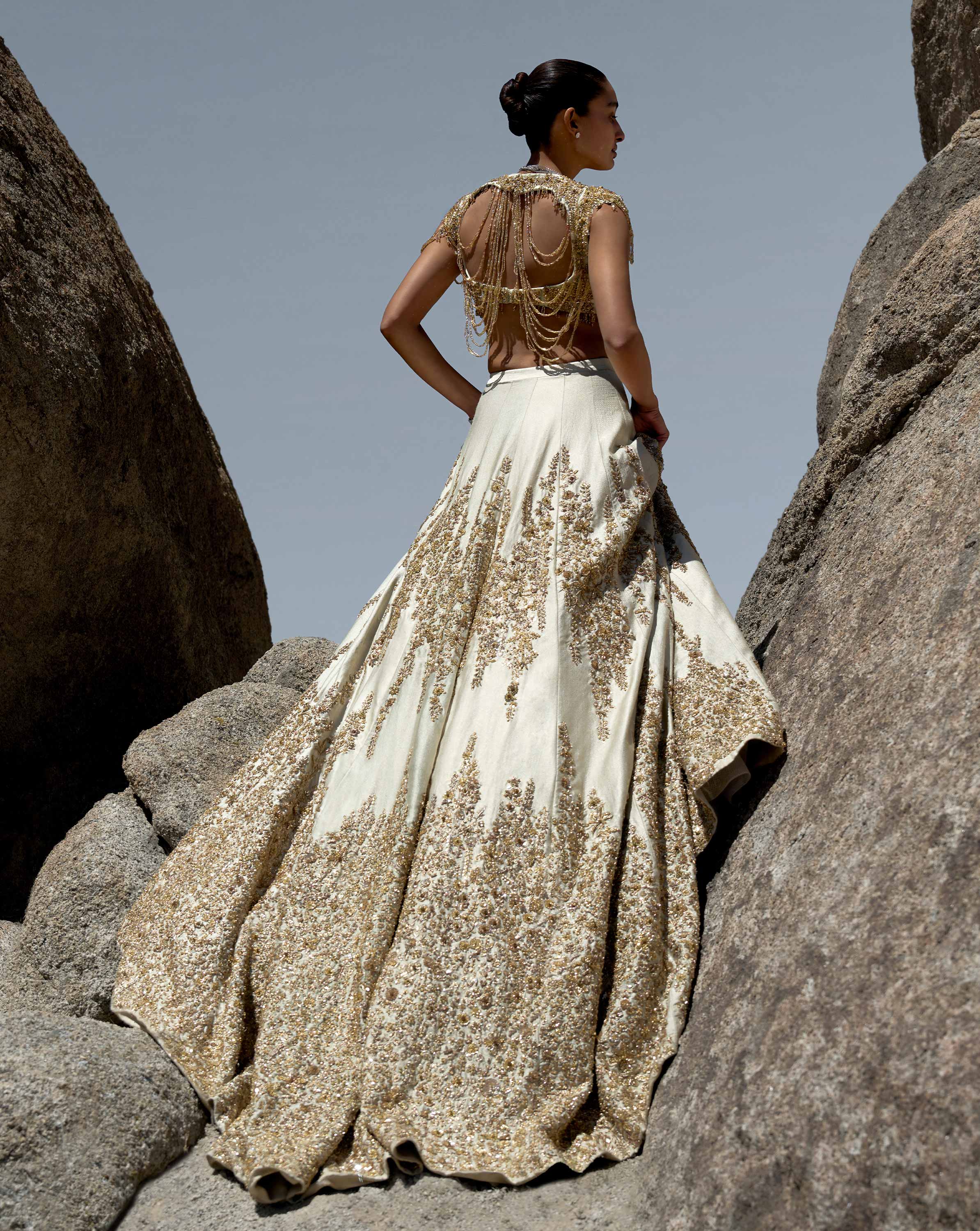 Svarnakshi Lehenga