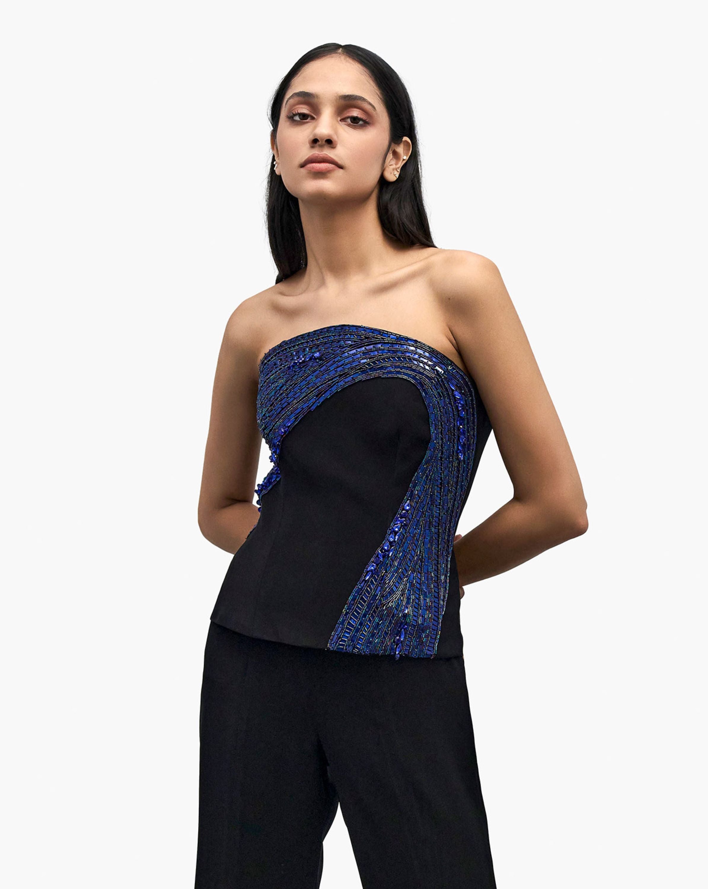 The Glacial Black Wave Top