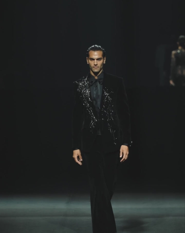 The Aroha Tux